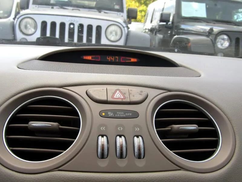 Used 2009 Mercedes-Benz SL 550 image 15