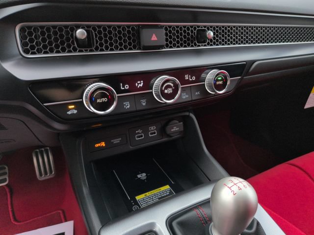 Used 2025 Honda Civic Type R image 17