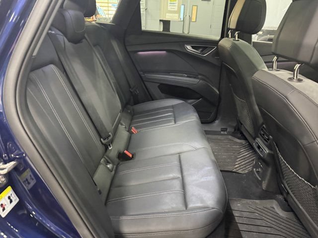 Used 2023 Audi Q4 e-tron Prestige AWD/4WD image 30