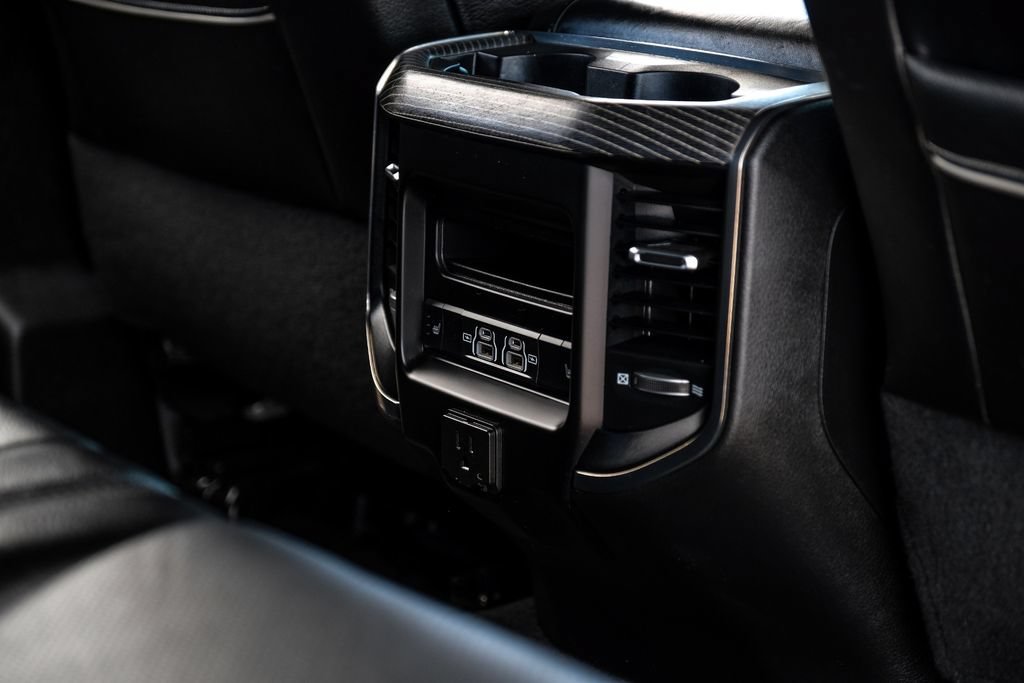 Used 2021 RAM 3500 Limited AWD/4WD image 46
