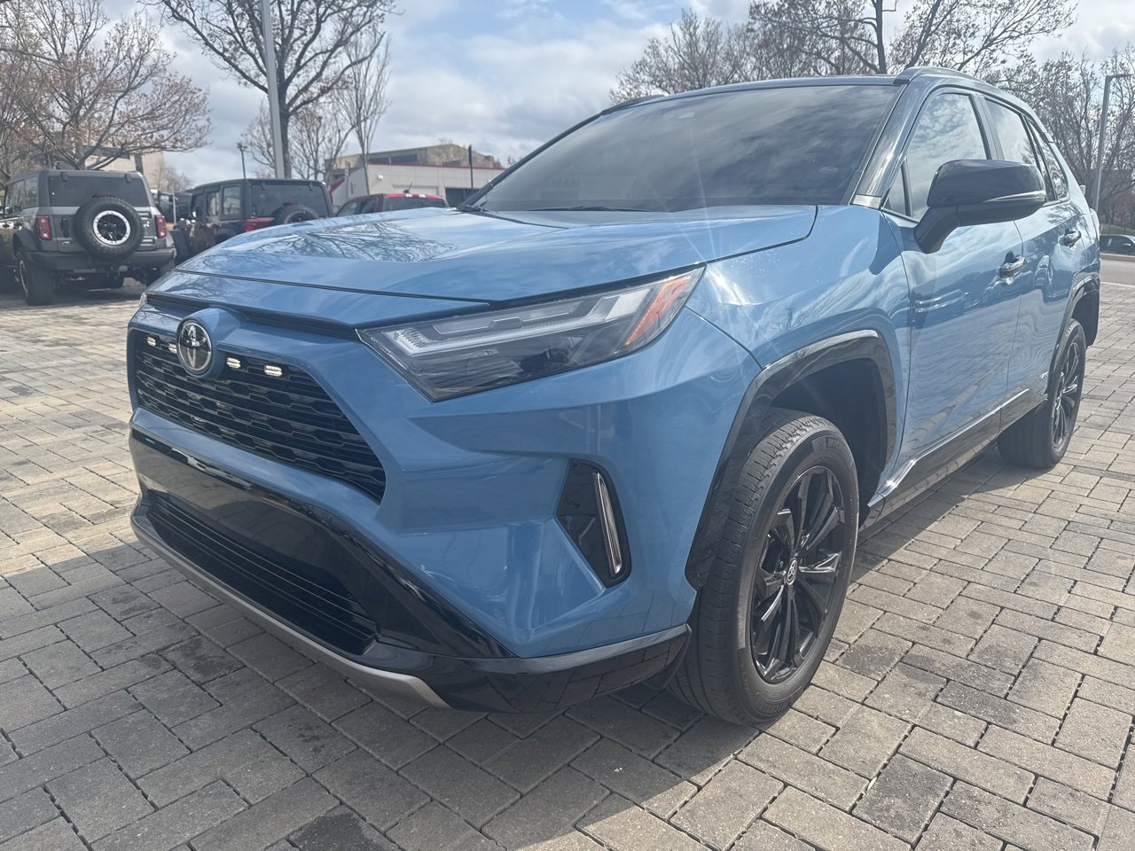 Used 2025 Toyota RAV4 XSE w/ Weather Package