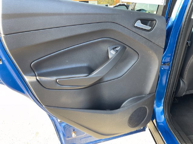 Used 2017 Ford Escape SE w/ SE Sport Appearance Package FWD image 27