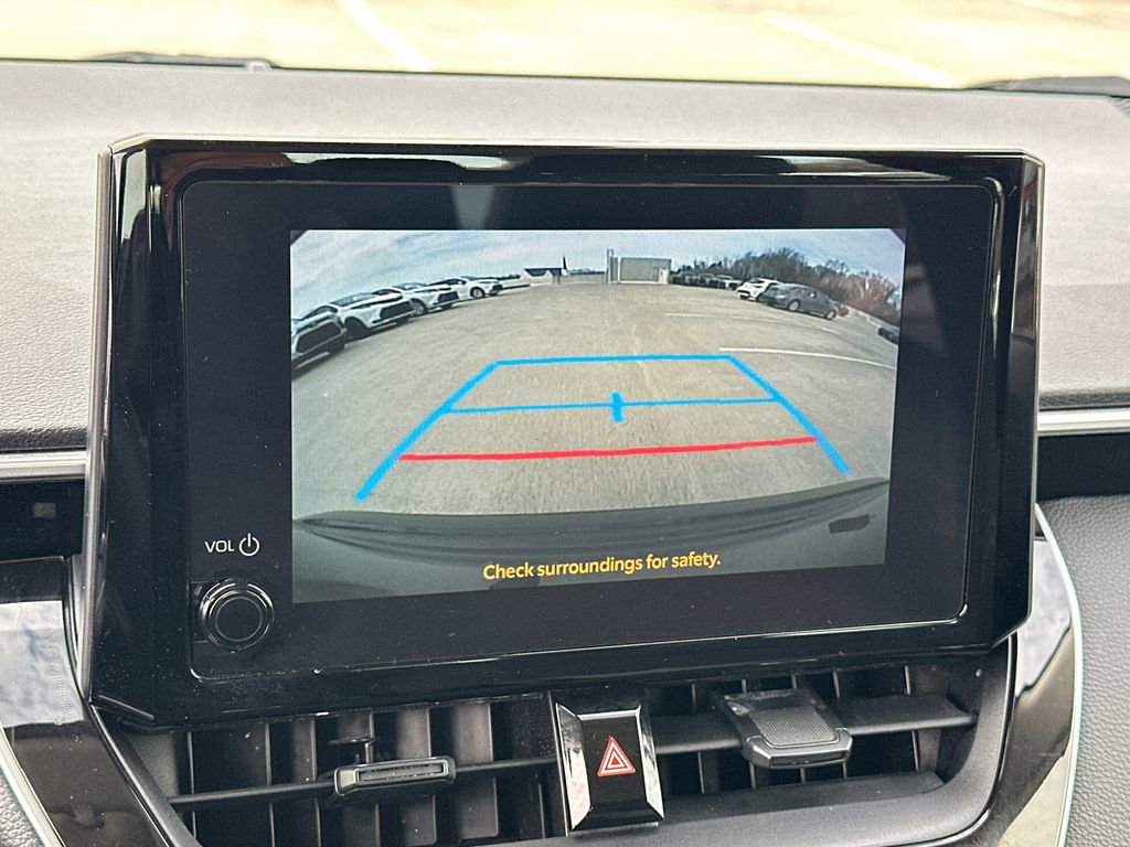 Used 2025 Toyota Corolla LE image 26