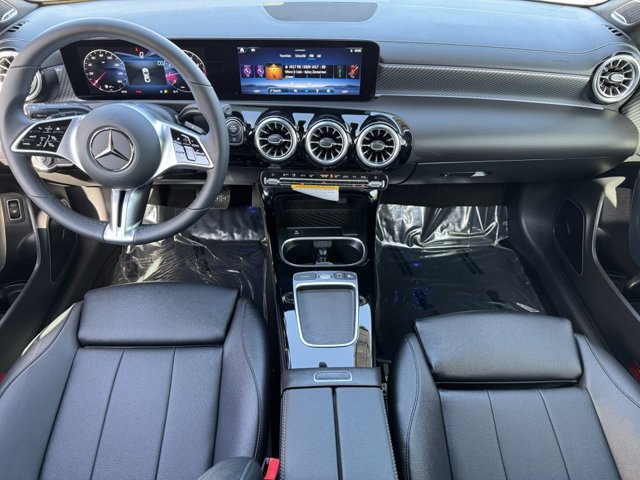 New 2025 Mercedes-Benz CLA 250 image 4