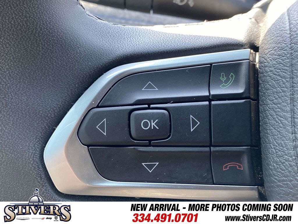 Used 2025 Jeep Compass Latitude image 58
