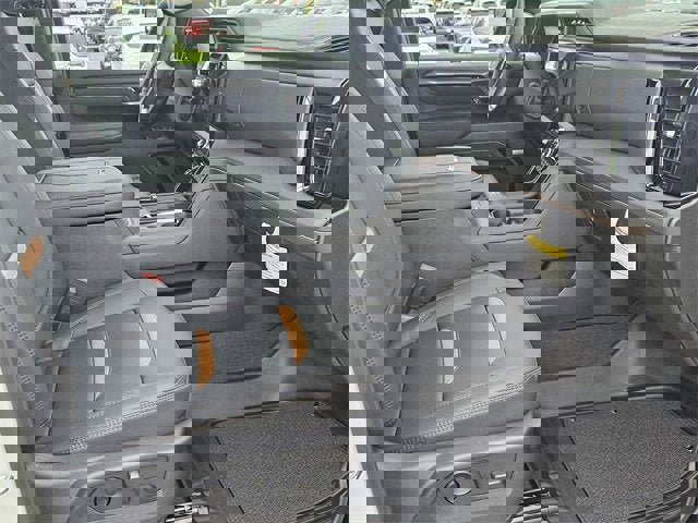 New 2026 GMC Sierra 2500 AT4 w/ Technology Package image 15