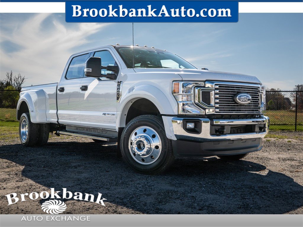 Used 2022 Ford F450 XLT w/ Camper Package image 1