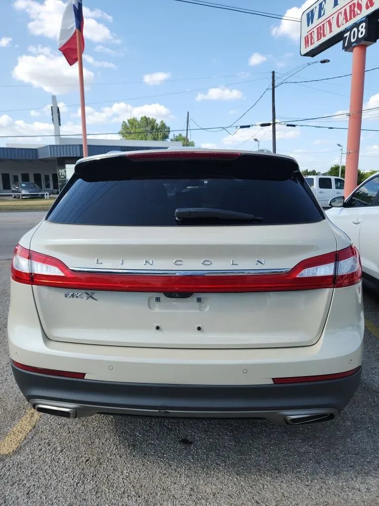 Used 2018 Lincoln MKX Reserve FWD image 7