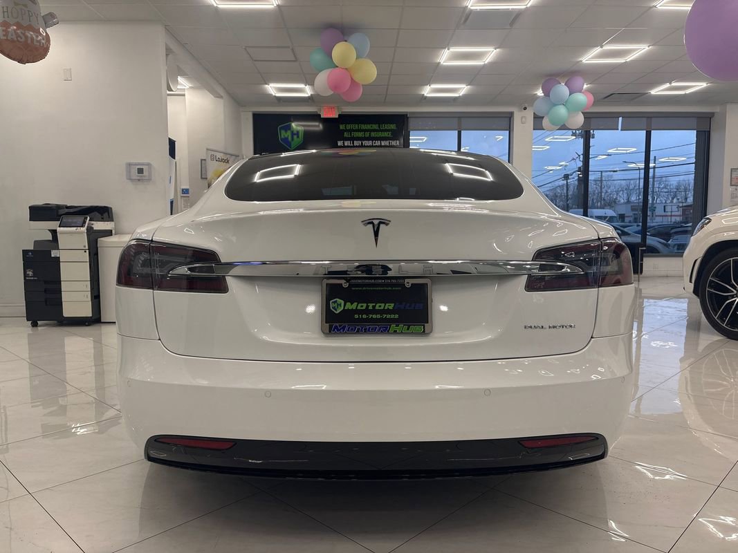 Used 2020 Tesla Model S Long Range Plus image 11