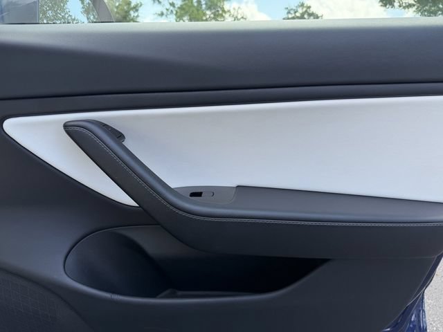 Used 2018 Tesla Model 3 Mid Range RWD image 28