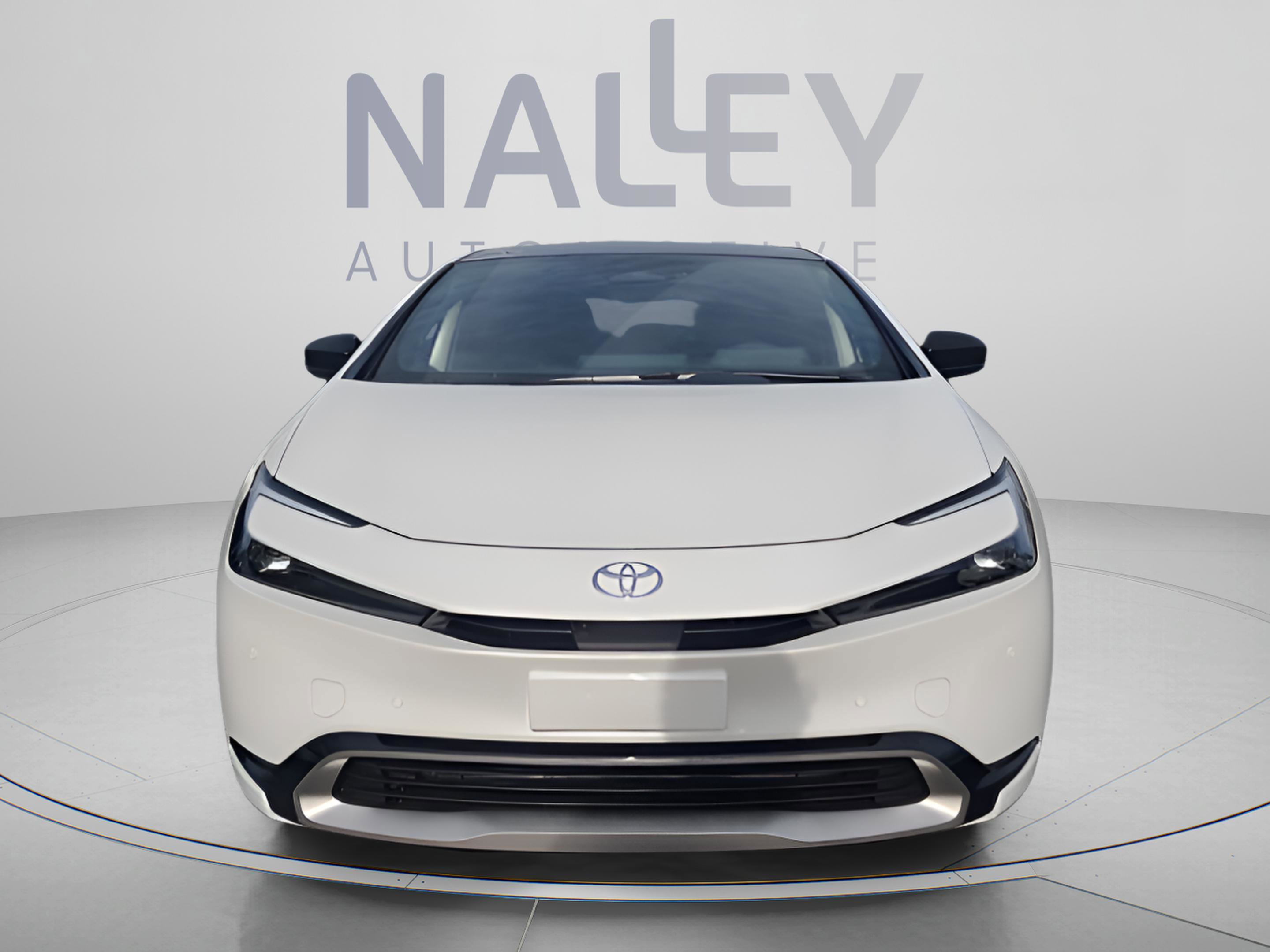 New 2026 Toyota Prius Plug-In Hybrid FWD image 8