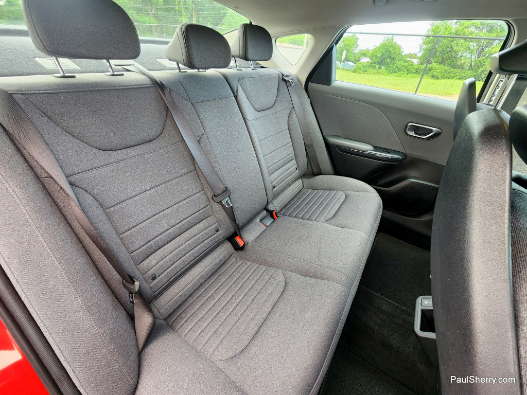 Used 2025 Kia K4 EX FWD image 4
