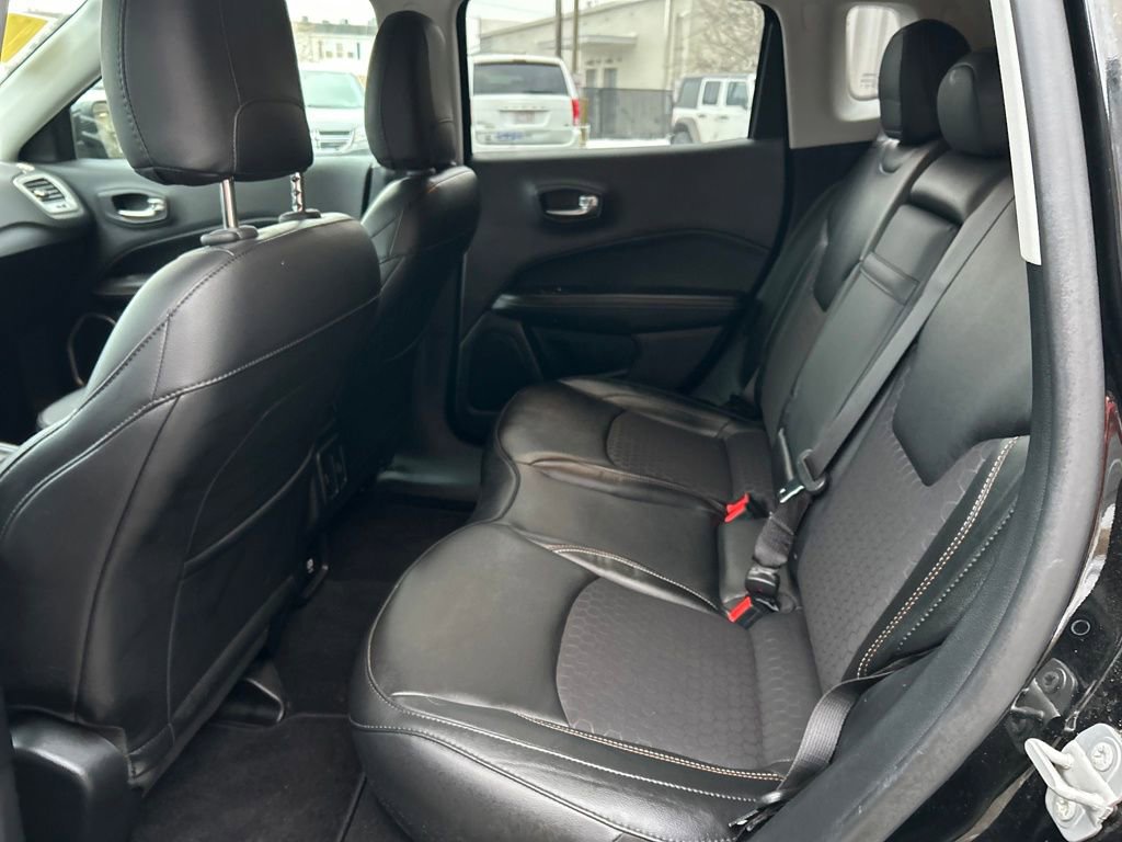 Used 2020 Jeep Compass Latitude image 23