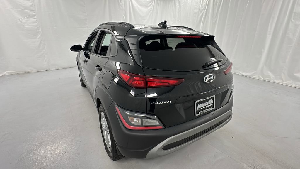 Used 2023 Hyundai Kona SEL w/ Convenience Package image 5