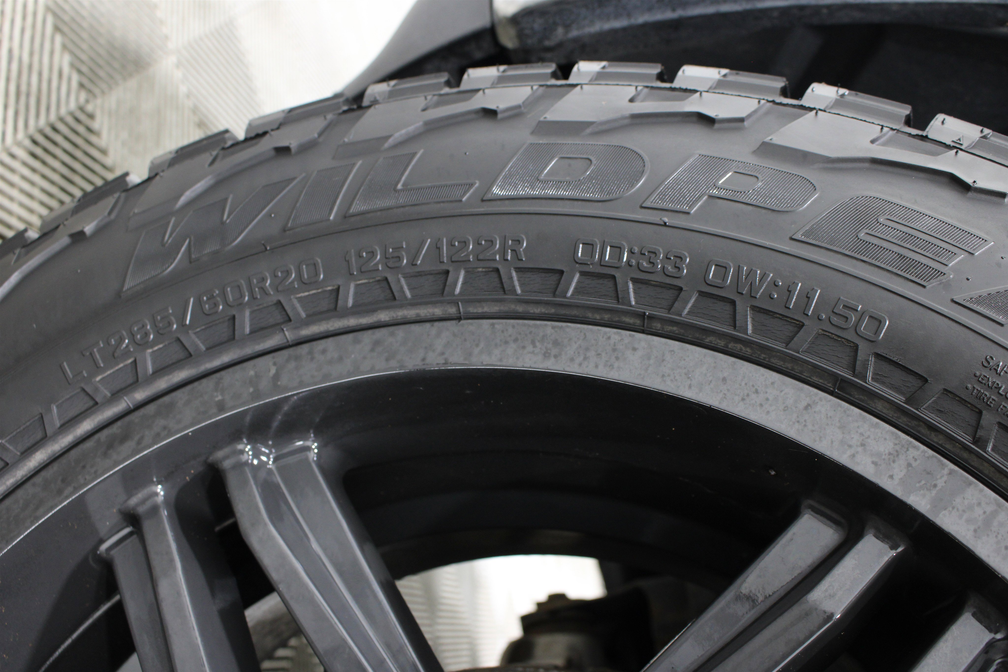 Used 2017 RAM 1500 Classic SLT image 32