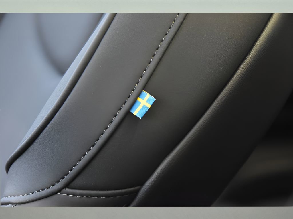 New 2026 Volvo XC90 B6 Plus w/ Protection Package Premier image 39