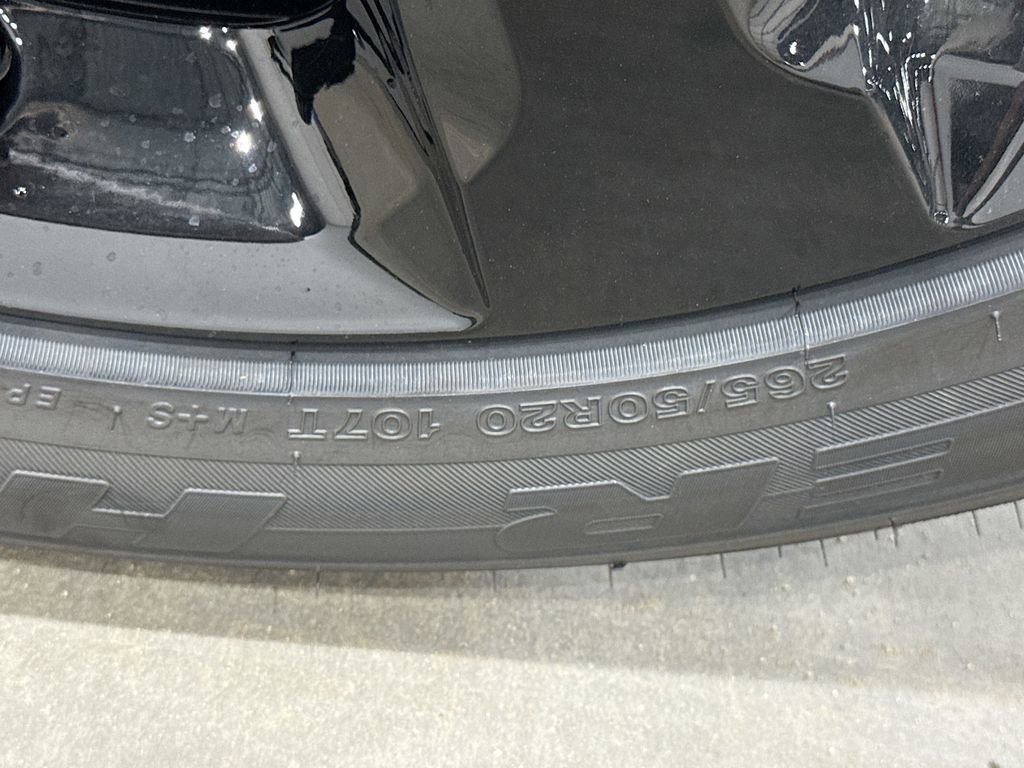 New 2025 Jeep Grand Cherokee Altitude image 48