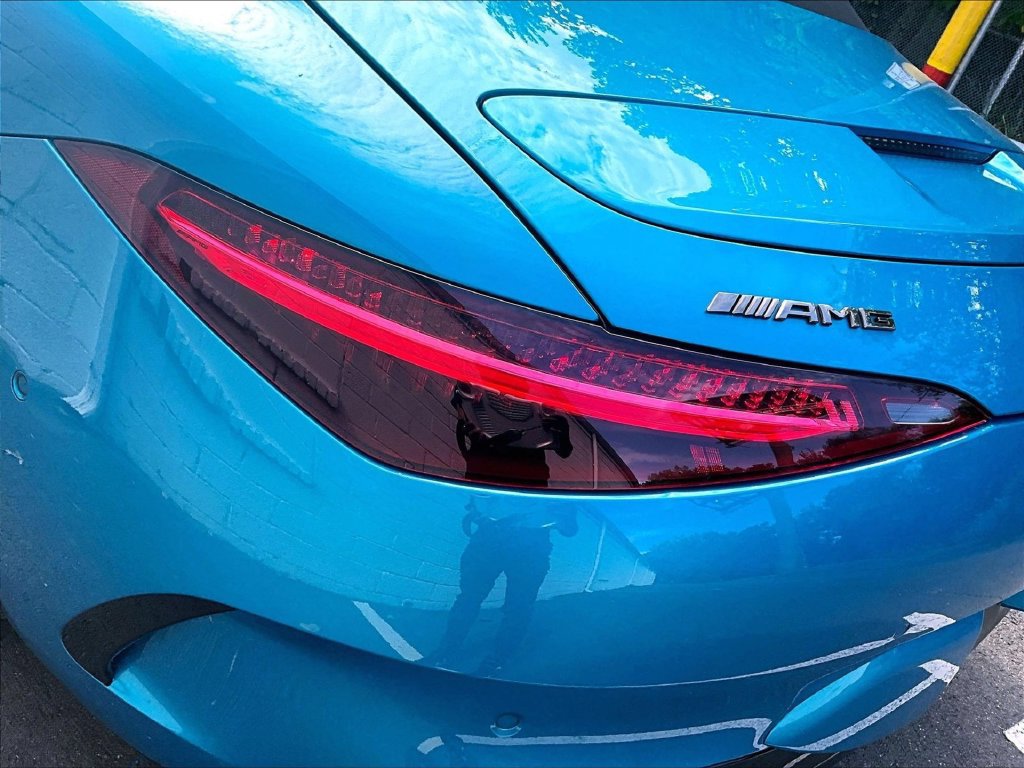 Used 2022 Mercedes-Benz SL 63 AMG 4MATIC image 31
