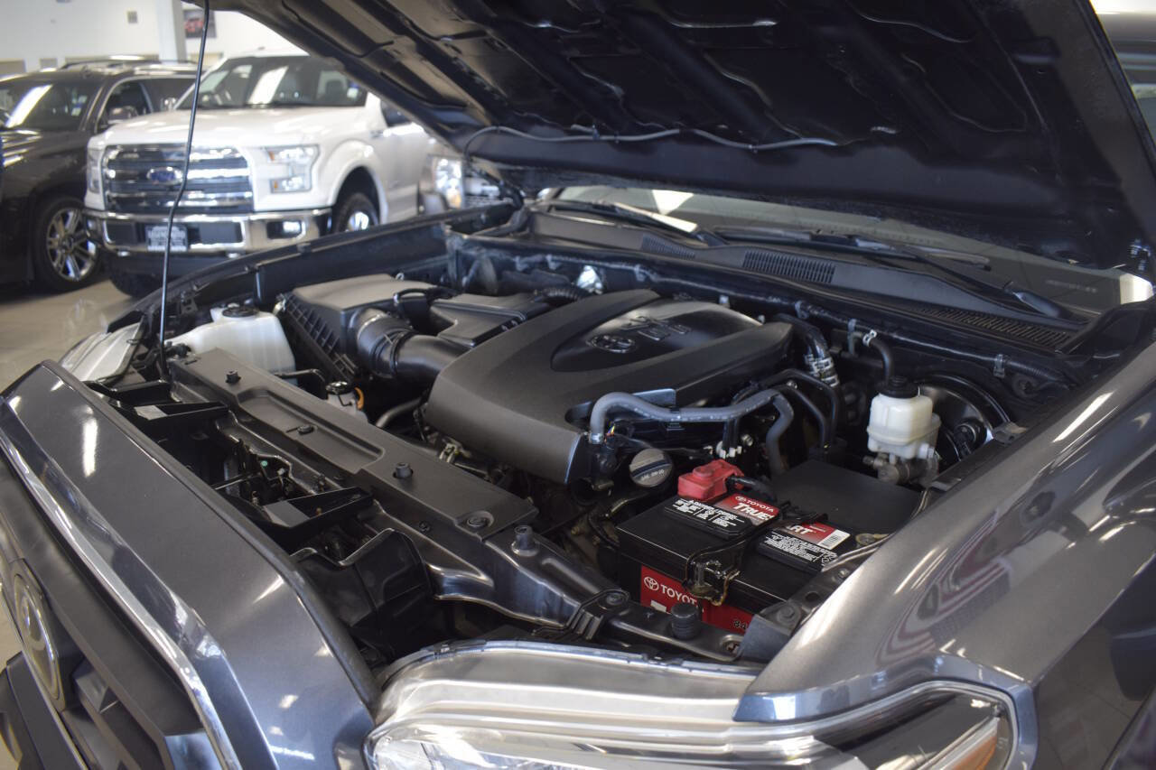 Used 2020 Toyota Tacoma SR5 image 60