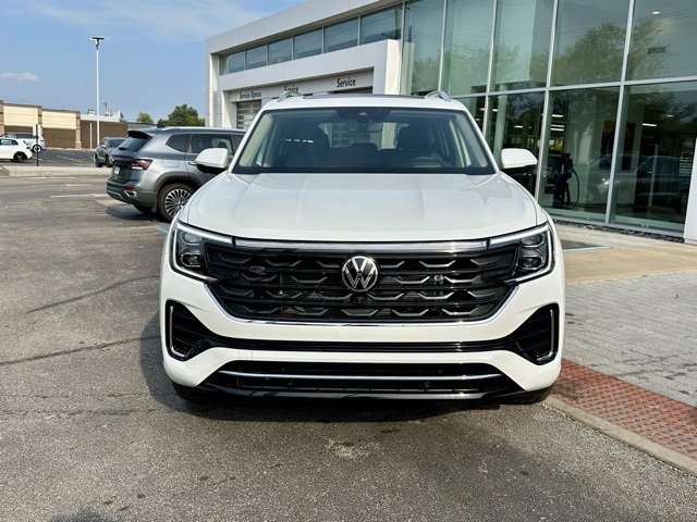 New 2026 Volkswagen Atlas SEL Premium R-Line image 2
