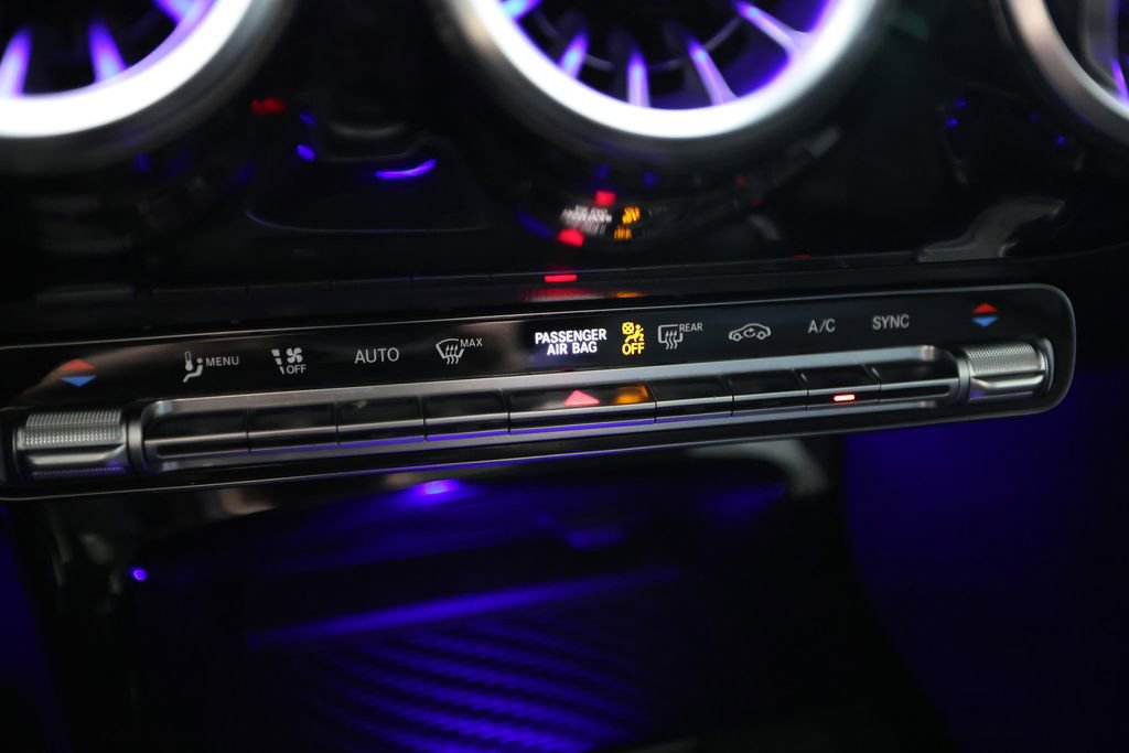 Used 2023 Mercedes-Benz CLA 250 4MATIC image 26