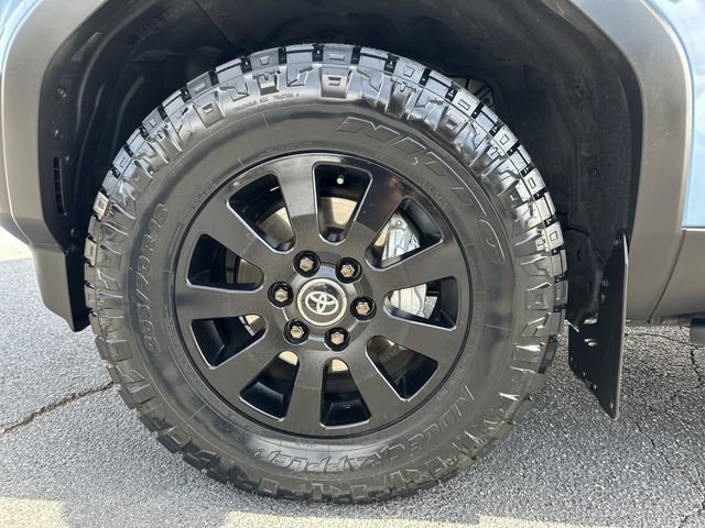 Used 2024 Toyota Land Cruiser image 24