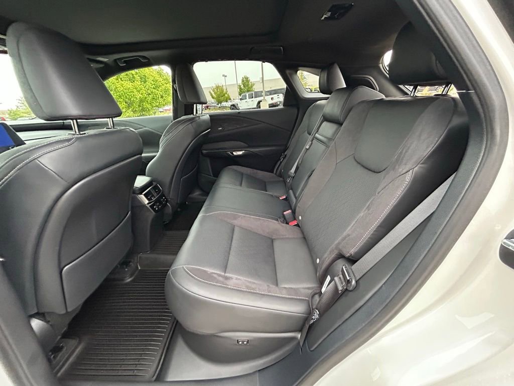 Used 2024 Lexus RX 350 AWD w/ Convenience Package image 28