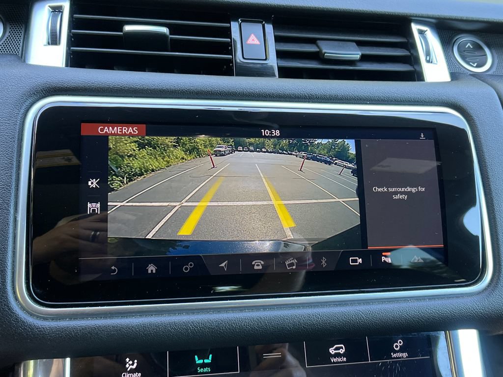 Used 2018 Land Rover Range Rover Sport HSE AWD/4WD image 18