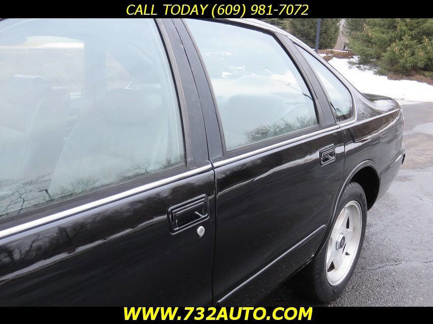 Used 1995 Chevrolet Impala SS image 29