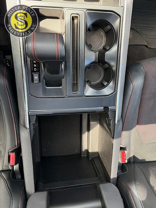 Used 2025 Ford F150 Raptor w/ Equipment Group 803A Raptor R AWD/4WD image 23