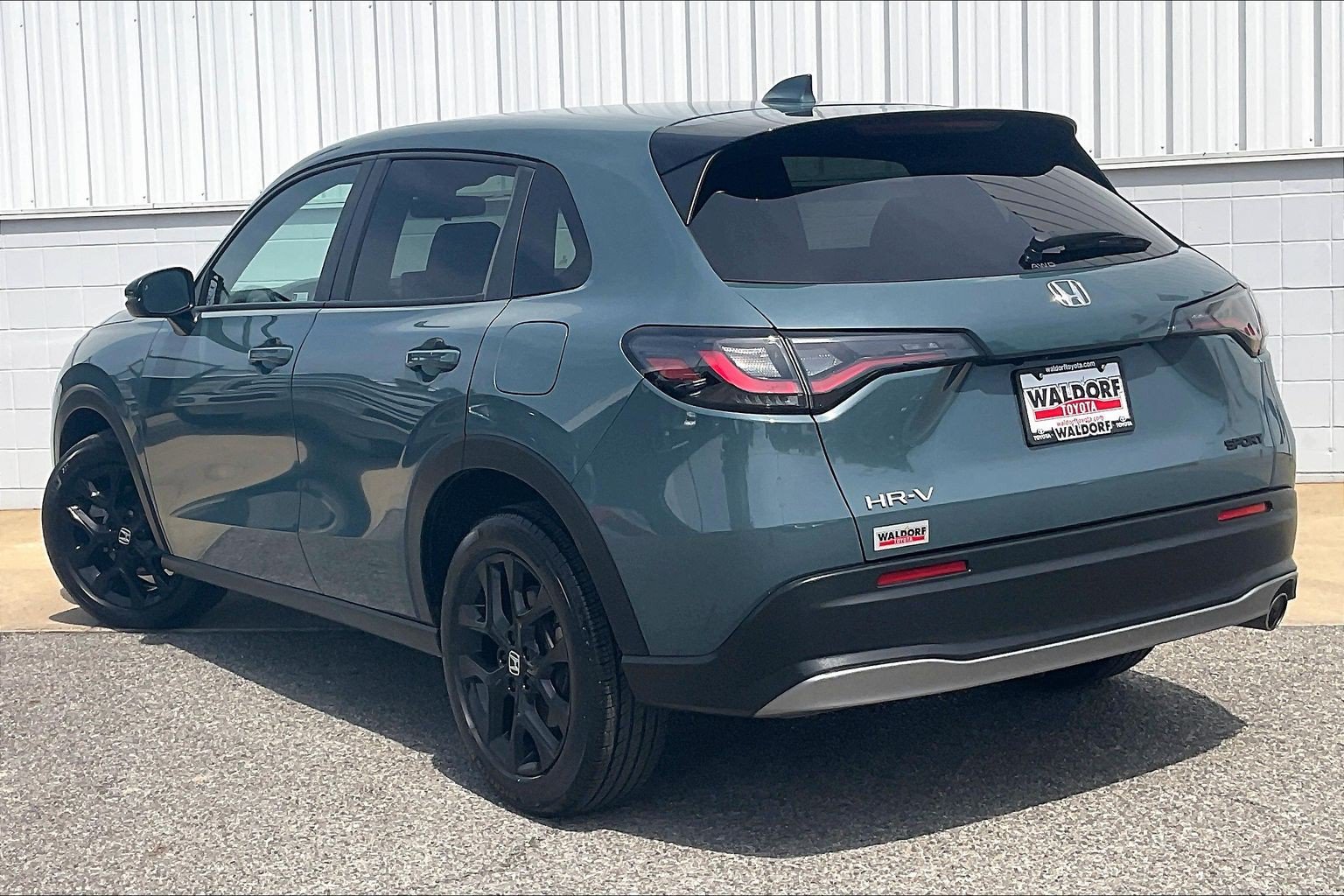 Used 2023 Honda HR-V Sport image 15
