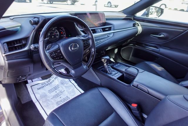 Used 2021 Lexus ES 250 w/ Premium Package image 12