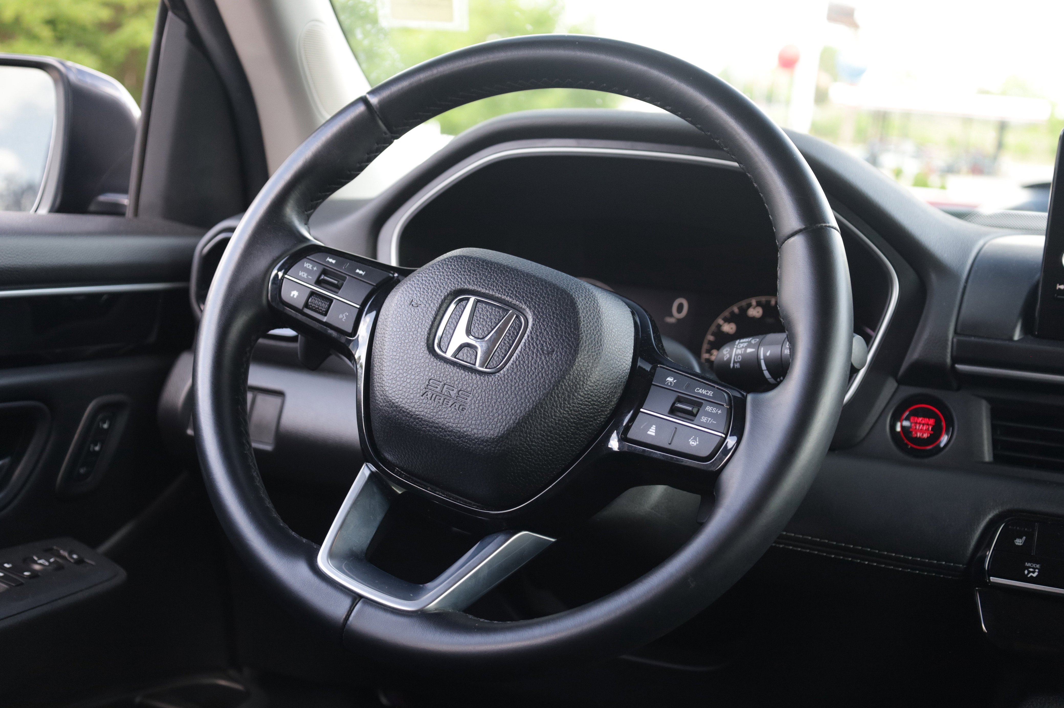 Used 2025 Honda Pilot EX-L image 7