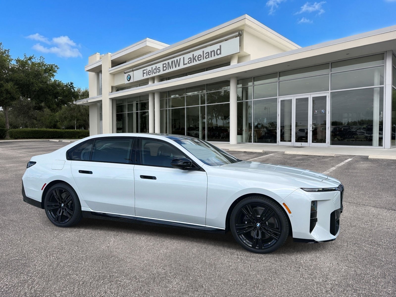 New 2027 BMW 740i w/ Executive Package RWD image 1