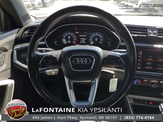 Used 2021 Audi Q3 2.0T Premium image 27