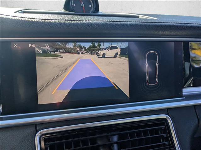 Used 2017 Porsche Panamera 4 image 11