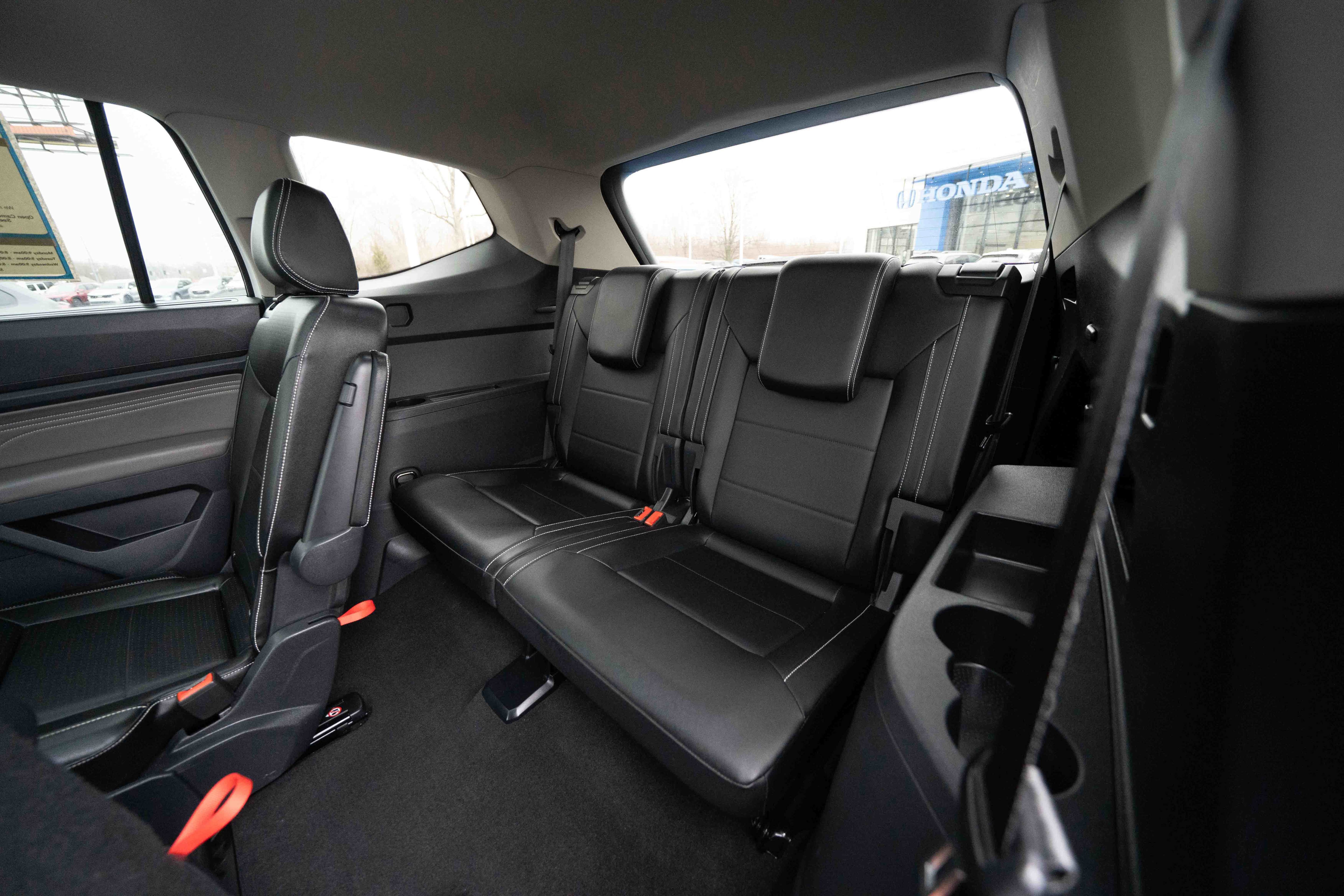 Used 2022 Volkswagen Atlas SEL image 24