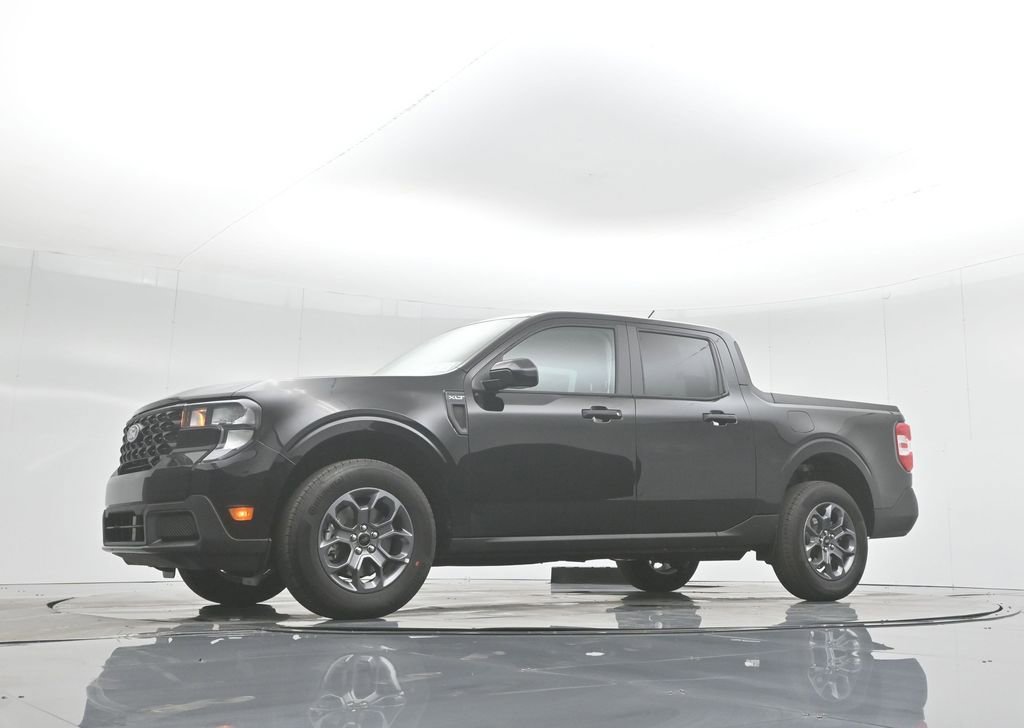 Certified 2025 Ford Maverick XLT w/ XLT Luxury Package image 50