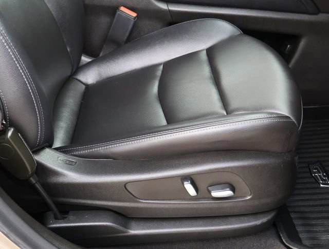 Certified 2023 Cadillac XT6 Luxury FWD image 23