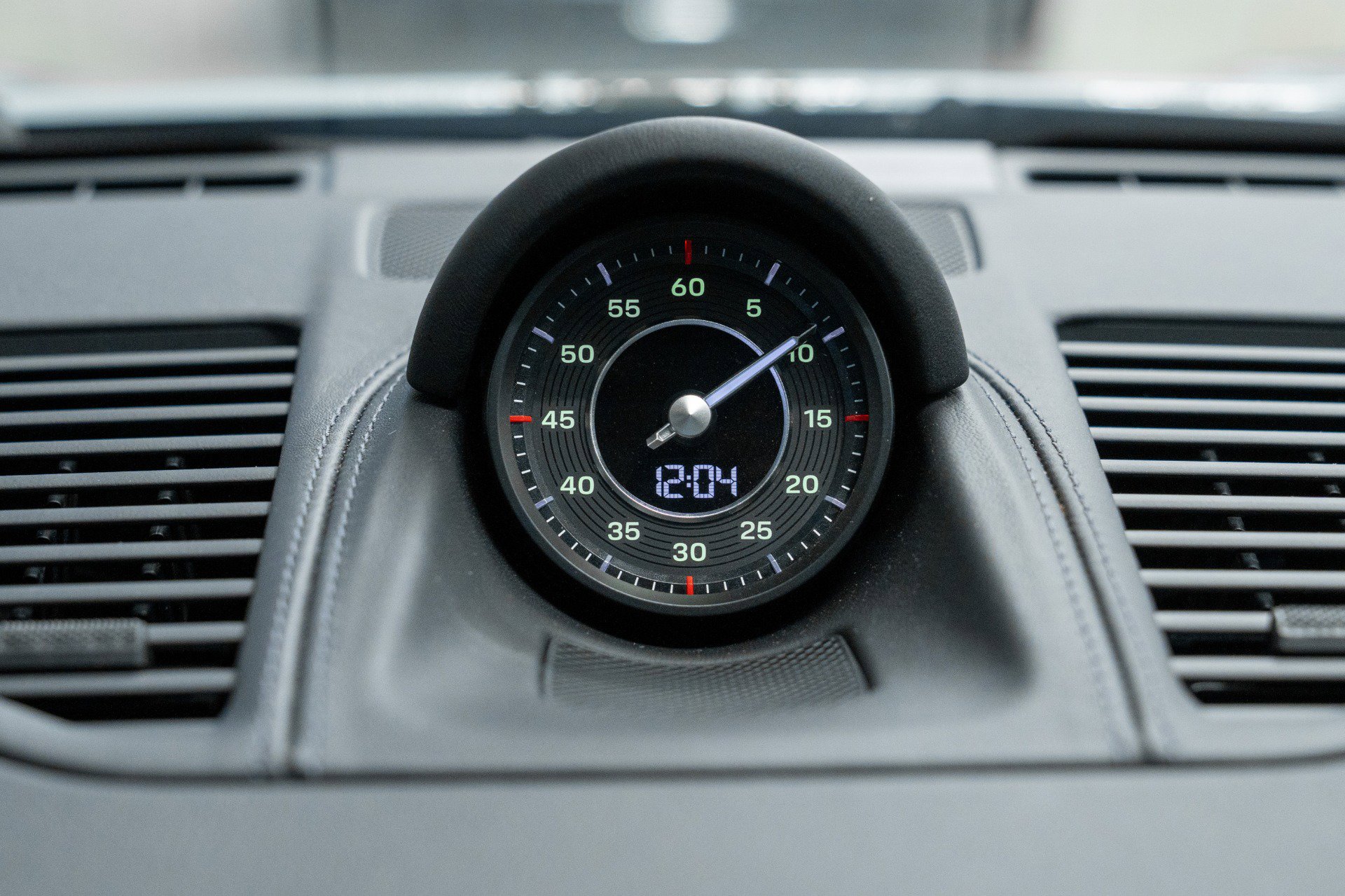 Used 2023 Porsche 911 Sport Classic image 31