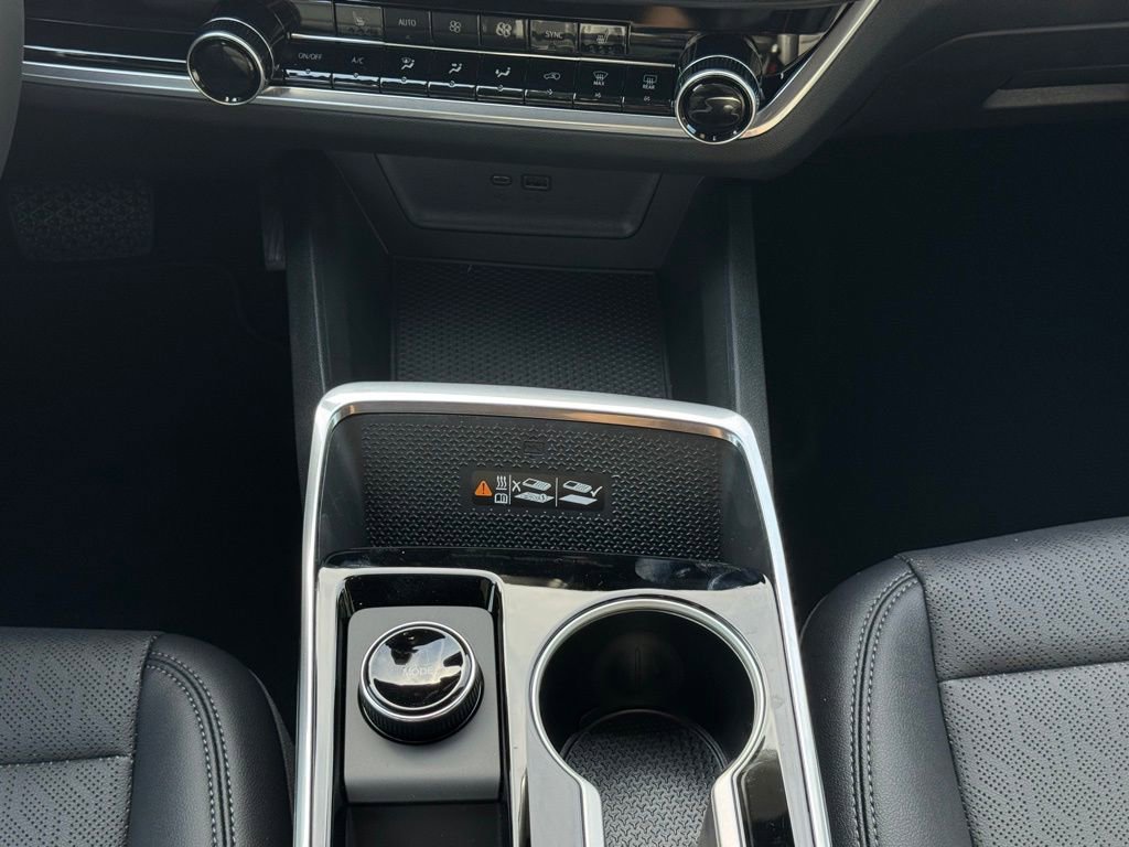 New 2026 Chevrolet Equinox LT w/ Convenience Package II image 21