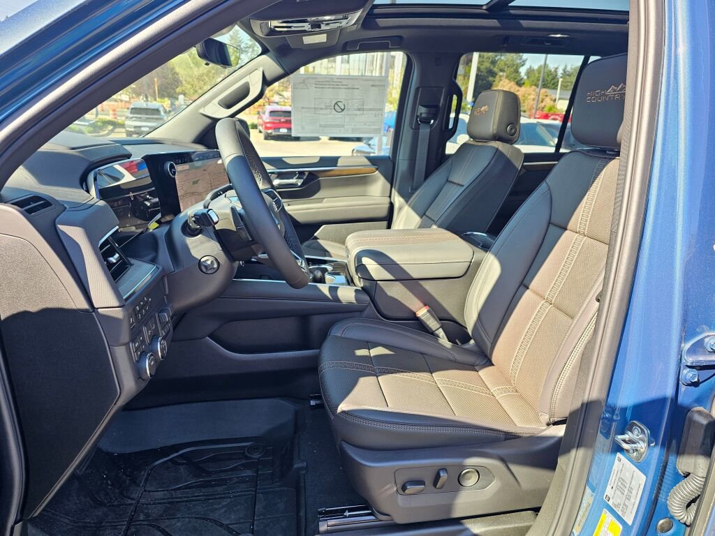 New 2026 Chevrolet Tahoe High Country w/ Sun And Tow Package AWD/4WD image 23