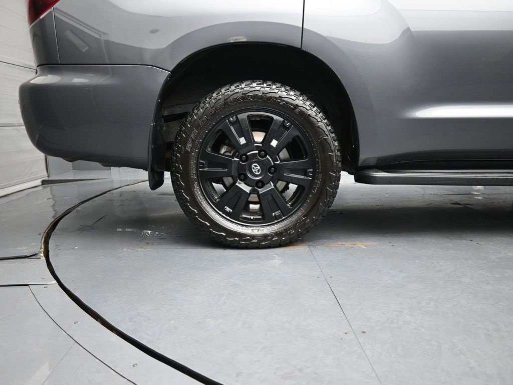 Used 2022 Toyota Sequoia TRD Sport image 10
