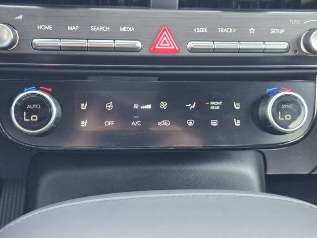 Certified 2026 Hyundai Palisade Calligraphy AWD/4WD image 18
