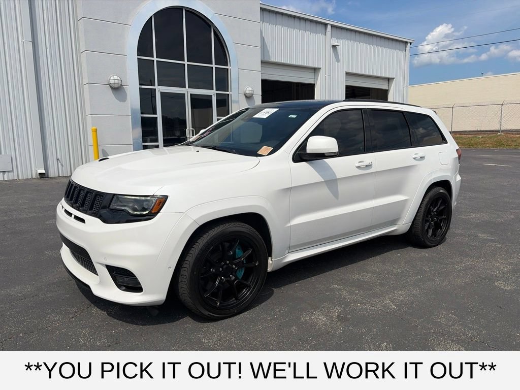 Used 2021 Jeep Grand Cherokee SRT w/ Trailer Tow Group IV AWD/4WD image 3