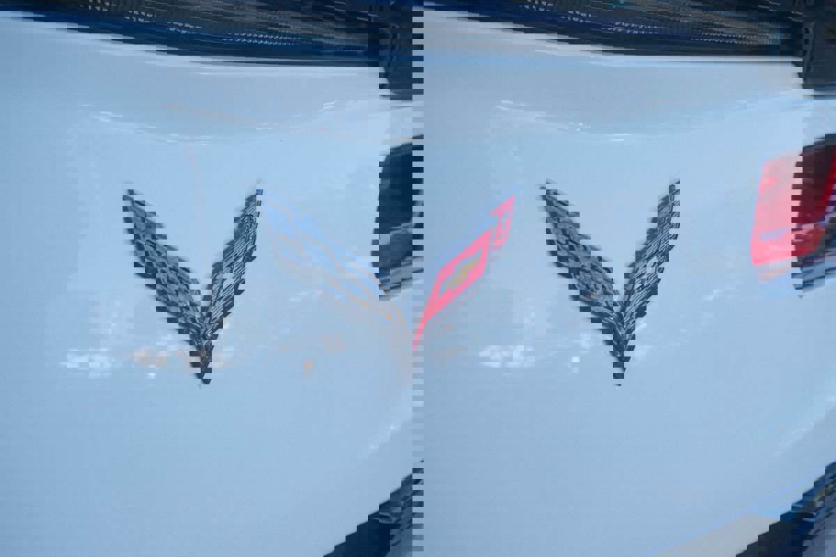 Used 2019 Chevrolet Corvette Grand Sport w/ Carbon Flash Badge Package image 46