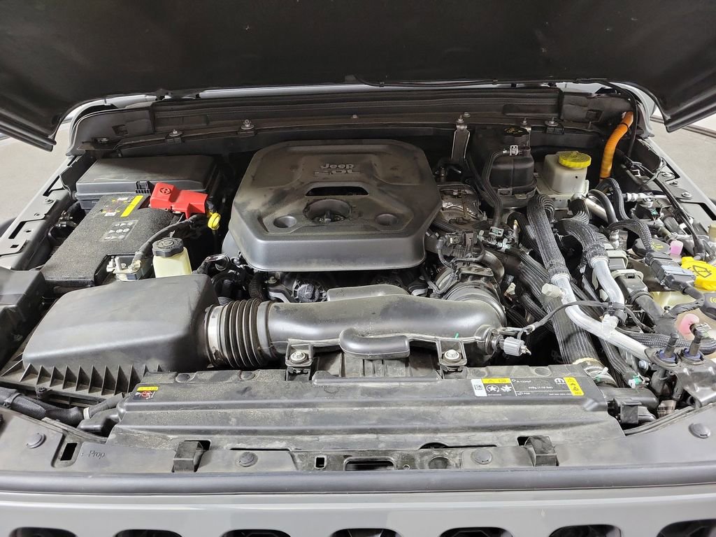 Used 2021 Jeep Wrangler Unlimited Rubicon 4xe w/ Steel Bumper Group image 9