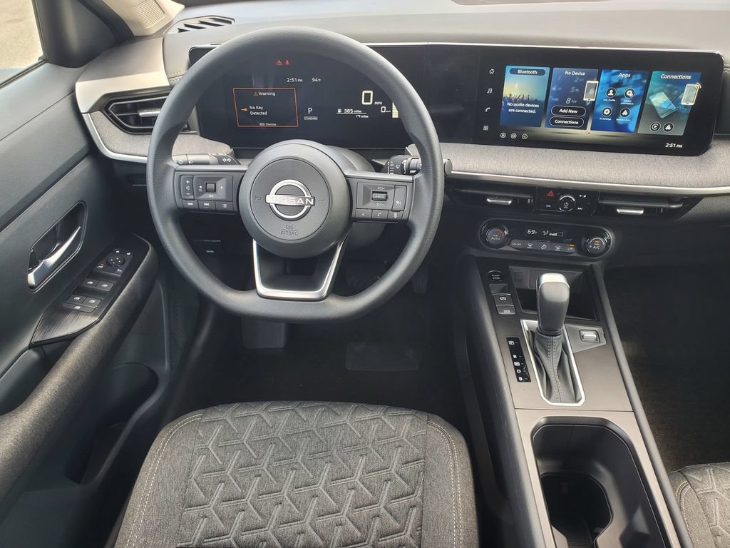 Used 2026 Nissan Kicks SV w/ Charging Package FWD image 11