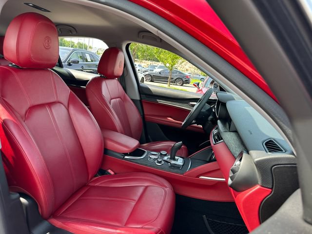 Used 2020 Alfa Romeo Stelvio RWD image 26