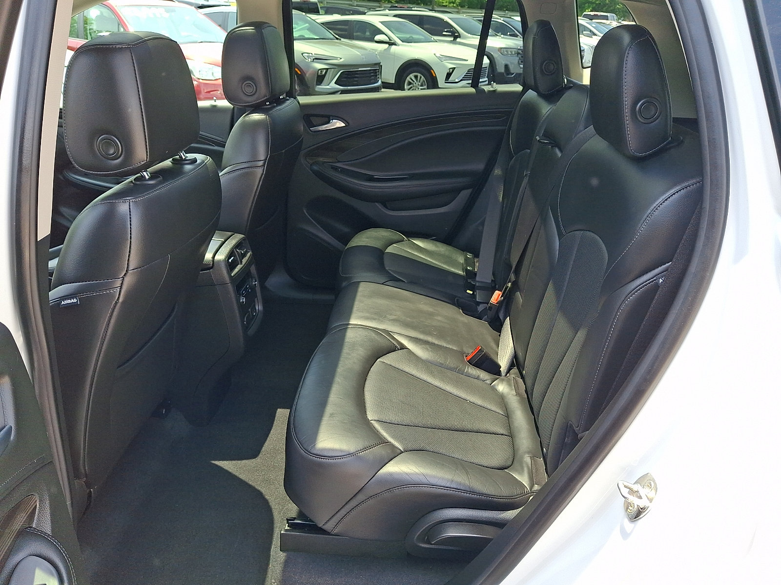Used 2019 Buick Envision Essence AWD/4WD image 10